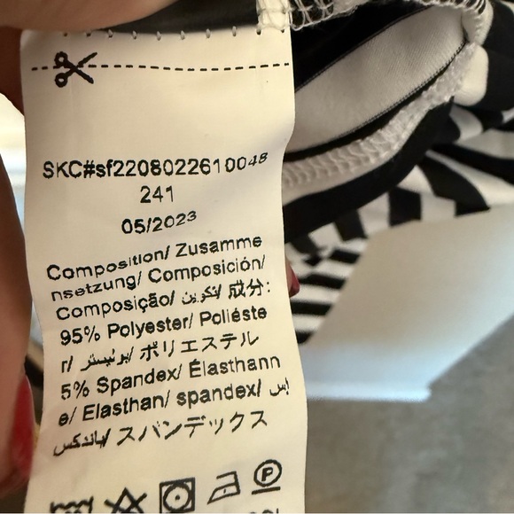 Black and White Striped Women's Dress EMERY ROSE 1X - Picture 11 of 16